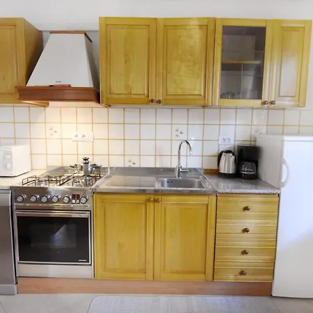 With Parking Space - 22622 דירה